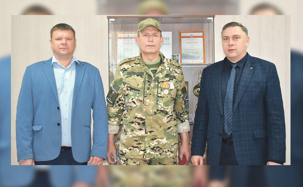 Награда нашла героя