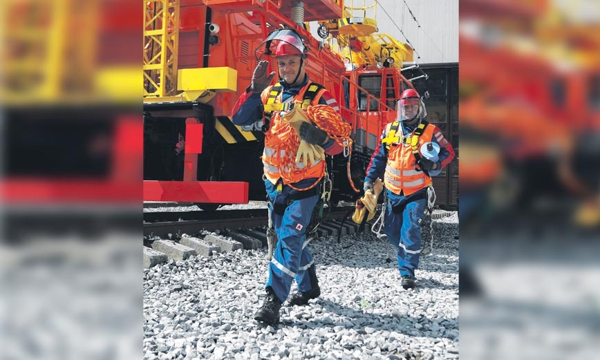 С днем железнодорожника!